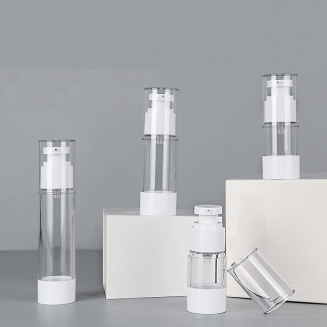 Bouteille de pompe privée d'air en plastique de crème de sérum cosmétique de 30 ml 50 ml