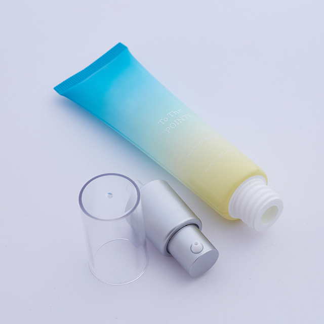 Tube souple en plastique d'appr&ecirc;t de cr&egrave;me solaire de tube cosm&eacute;tique sans air avec pompe